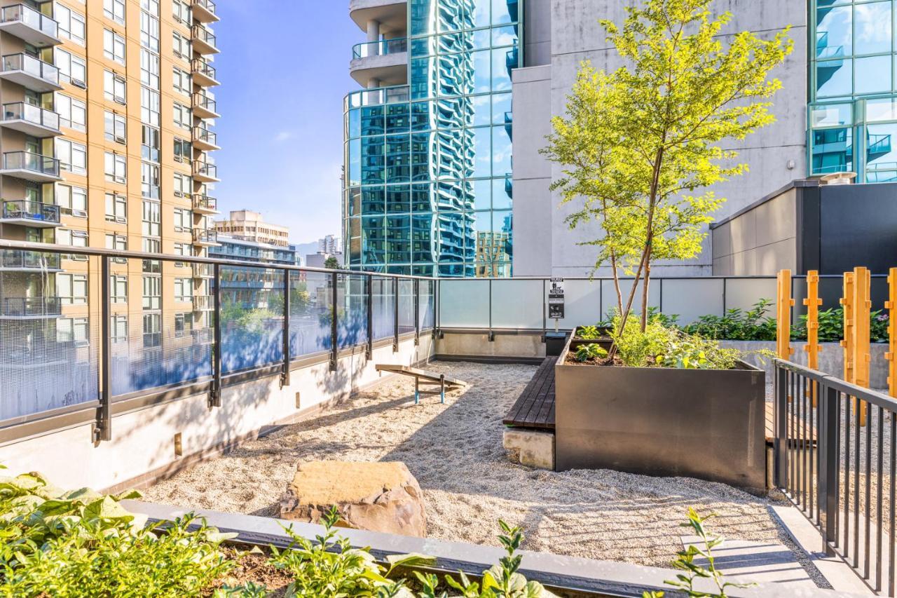 ホテル Level Downtown - Howe バンクーバー エクステリア 写真